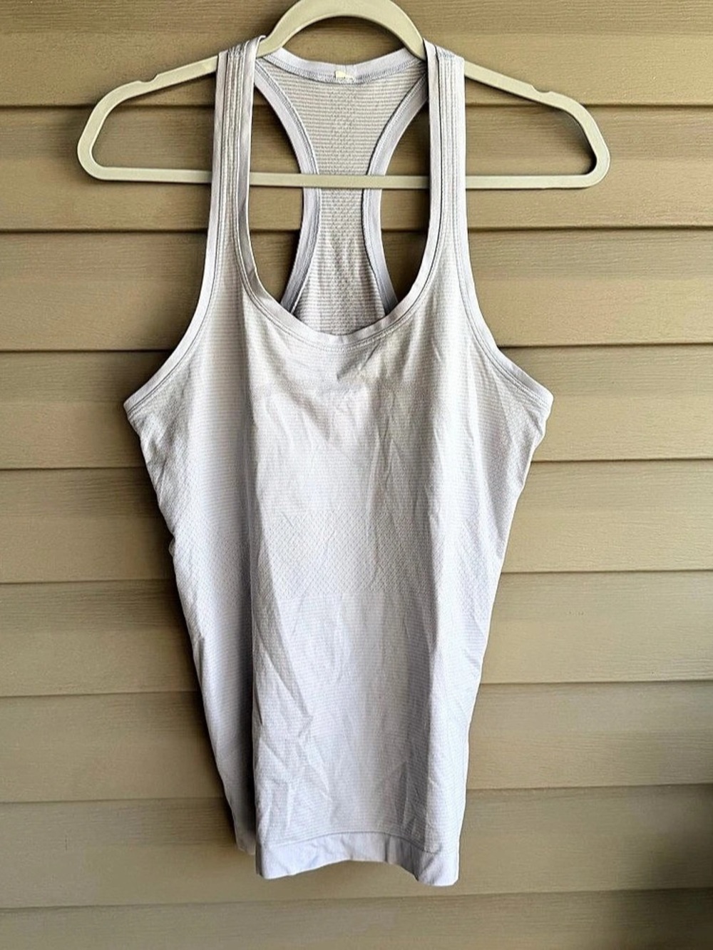 Lululemon Light Lavender Swiftly Tech Seamless Racerback Workout Tank Size 10/12